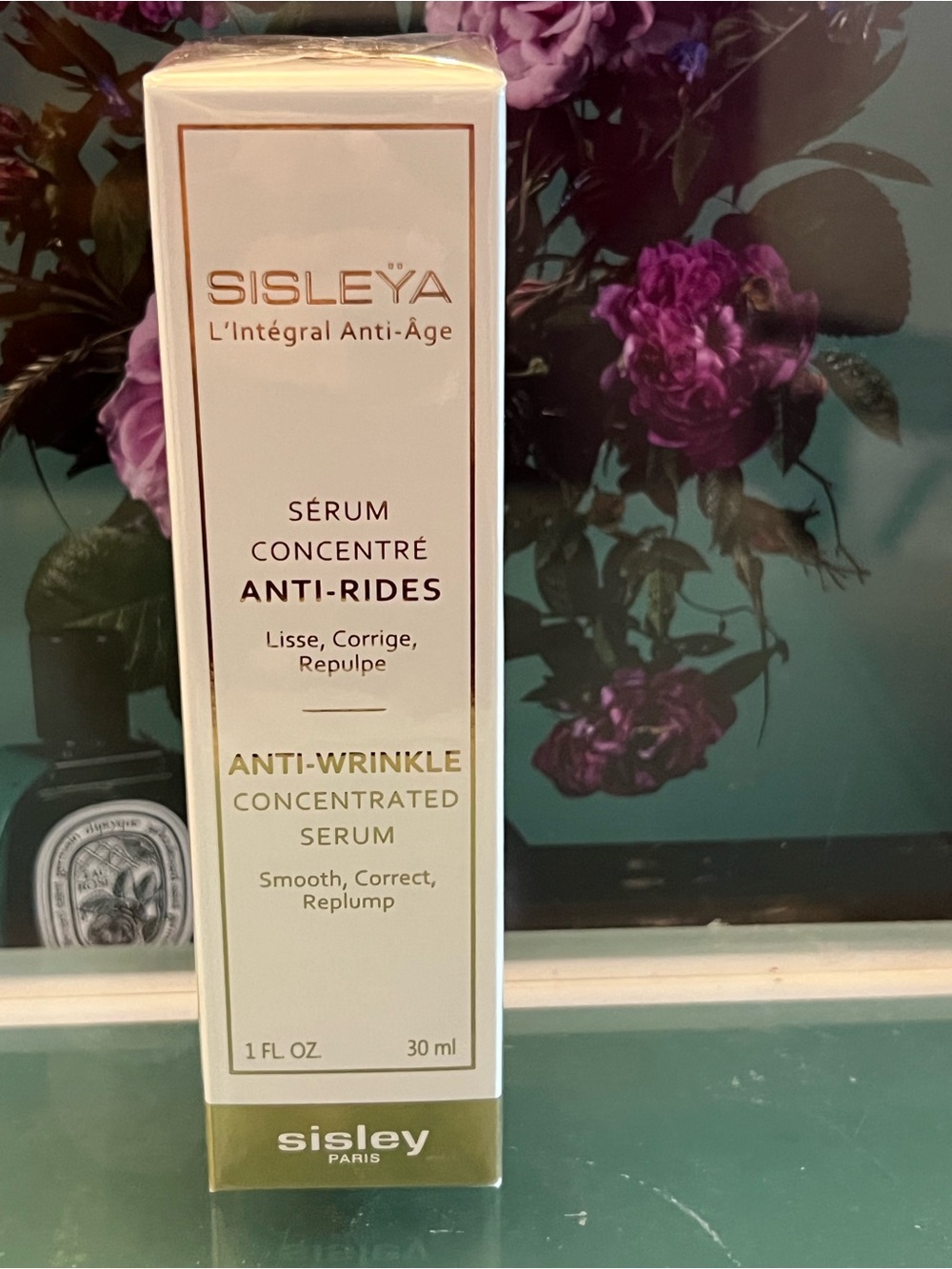 Sisley Anti-Wrinkle Concentrated Serum - White & Gold